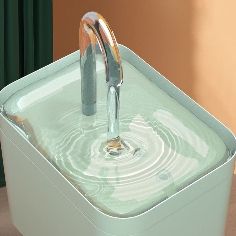 Fuente de agua automática para perros y gatos de interior 